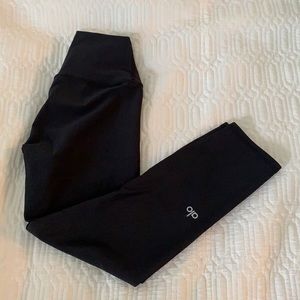 Alo Yoga High Waist Airlift Capri